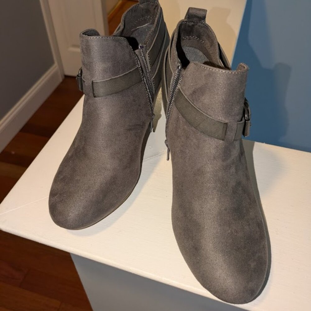 Greco Wedge Bootie - Picture 3 of 3